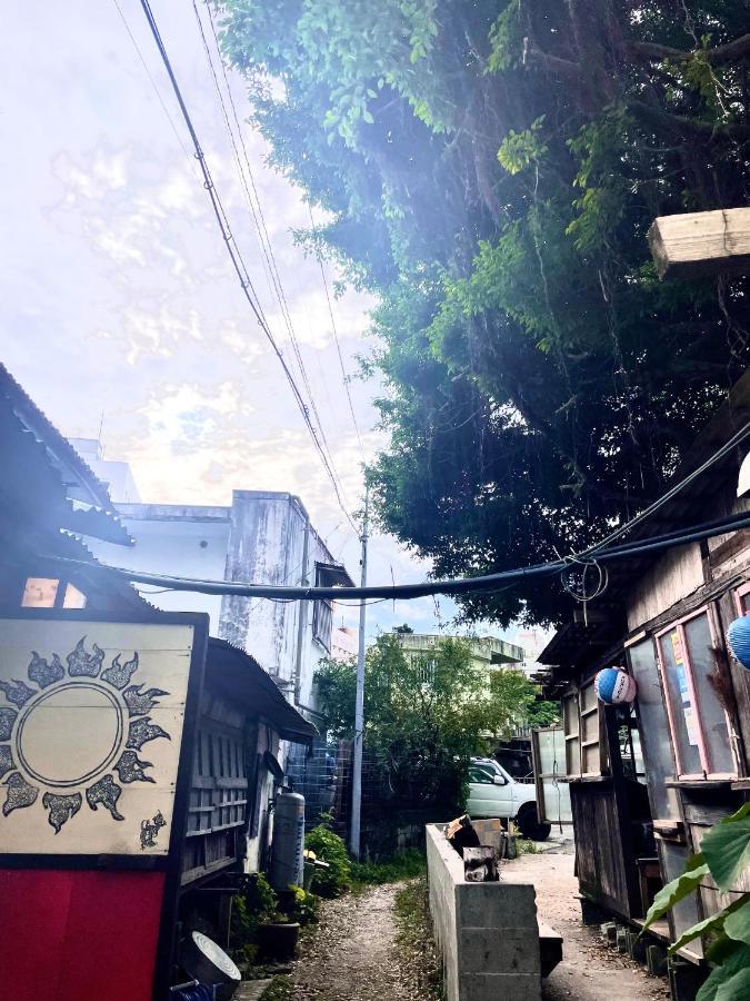 月光荘沖縄 Hotell Naha Eksteriør bilde